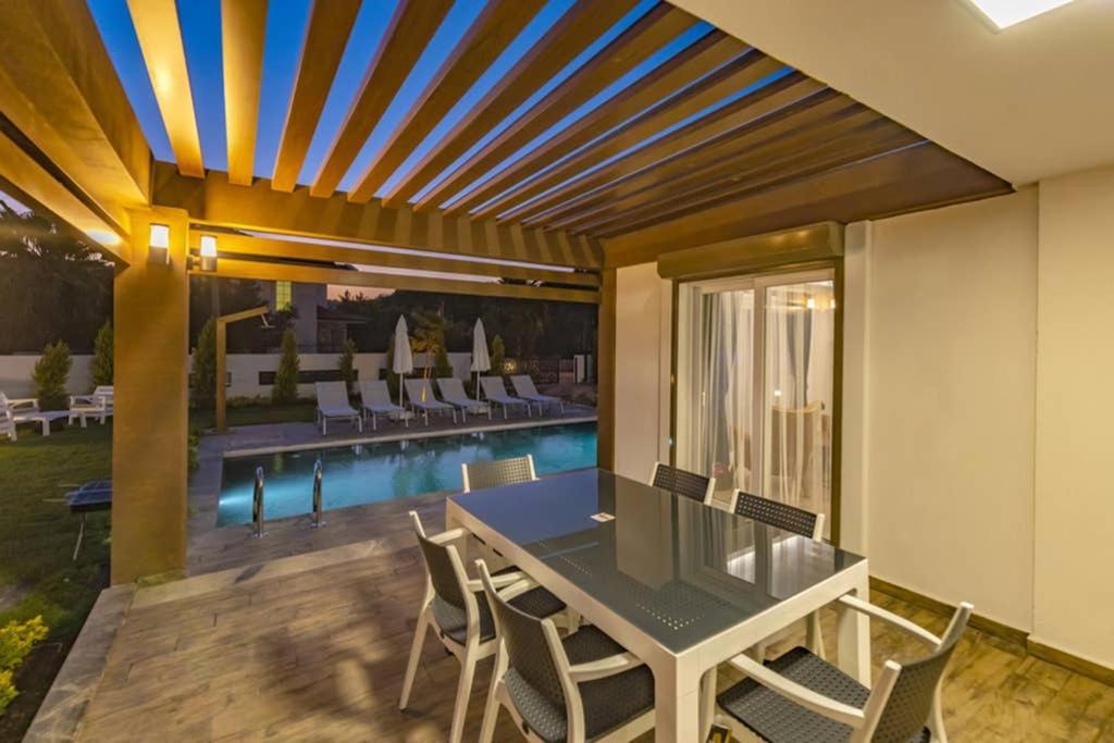 Bella- 4 Bedroom Holiday Villa In Oludeniz Φετιγιέ Εξωτερικό φωτογραφία